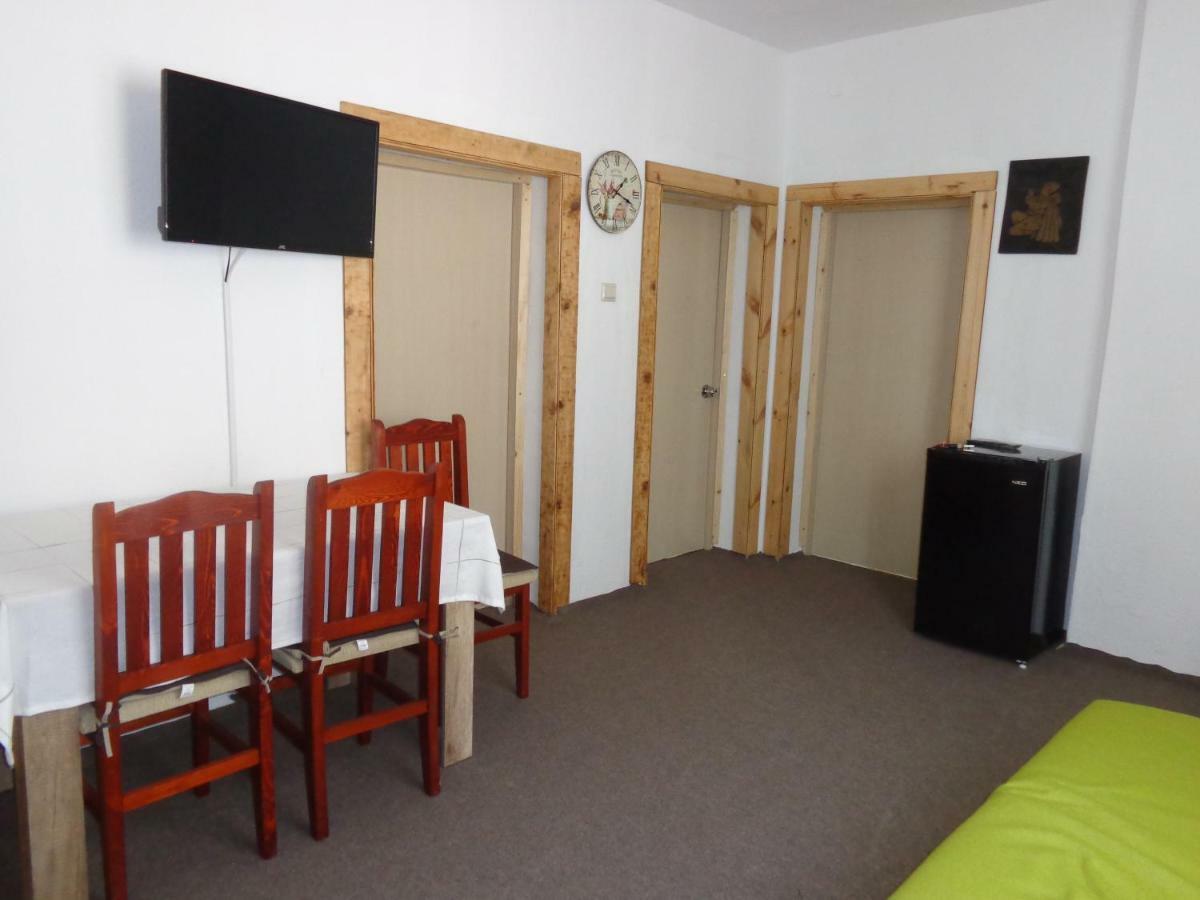 Vibo Guesthouse Sapareva Banya Bagian luar foto